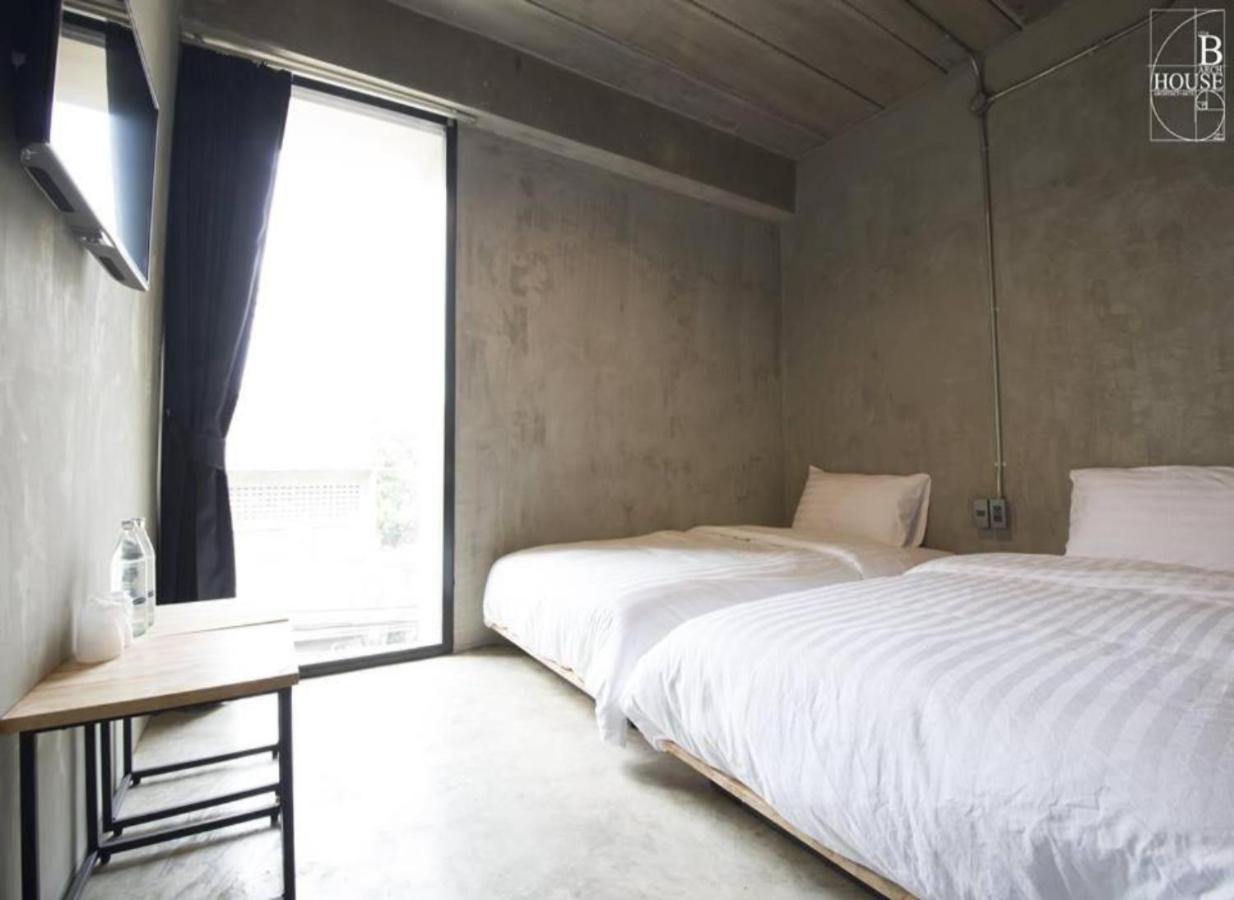 B Arch House Otel Chiang Mai Dış mekan fotoğraf